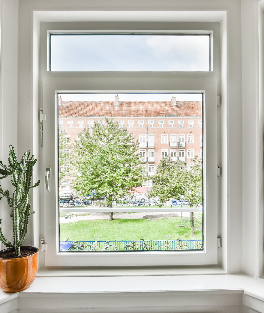 janela de vidro em Patos de Minas