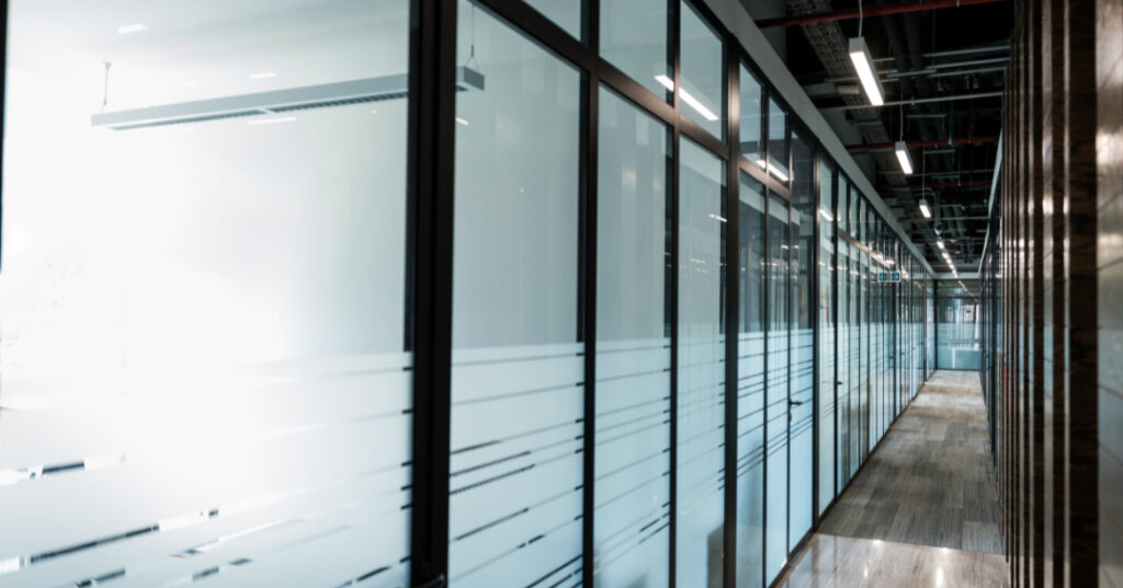 parede de vidro em Patos de Minas